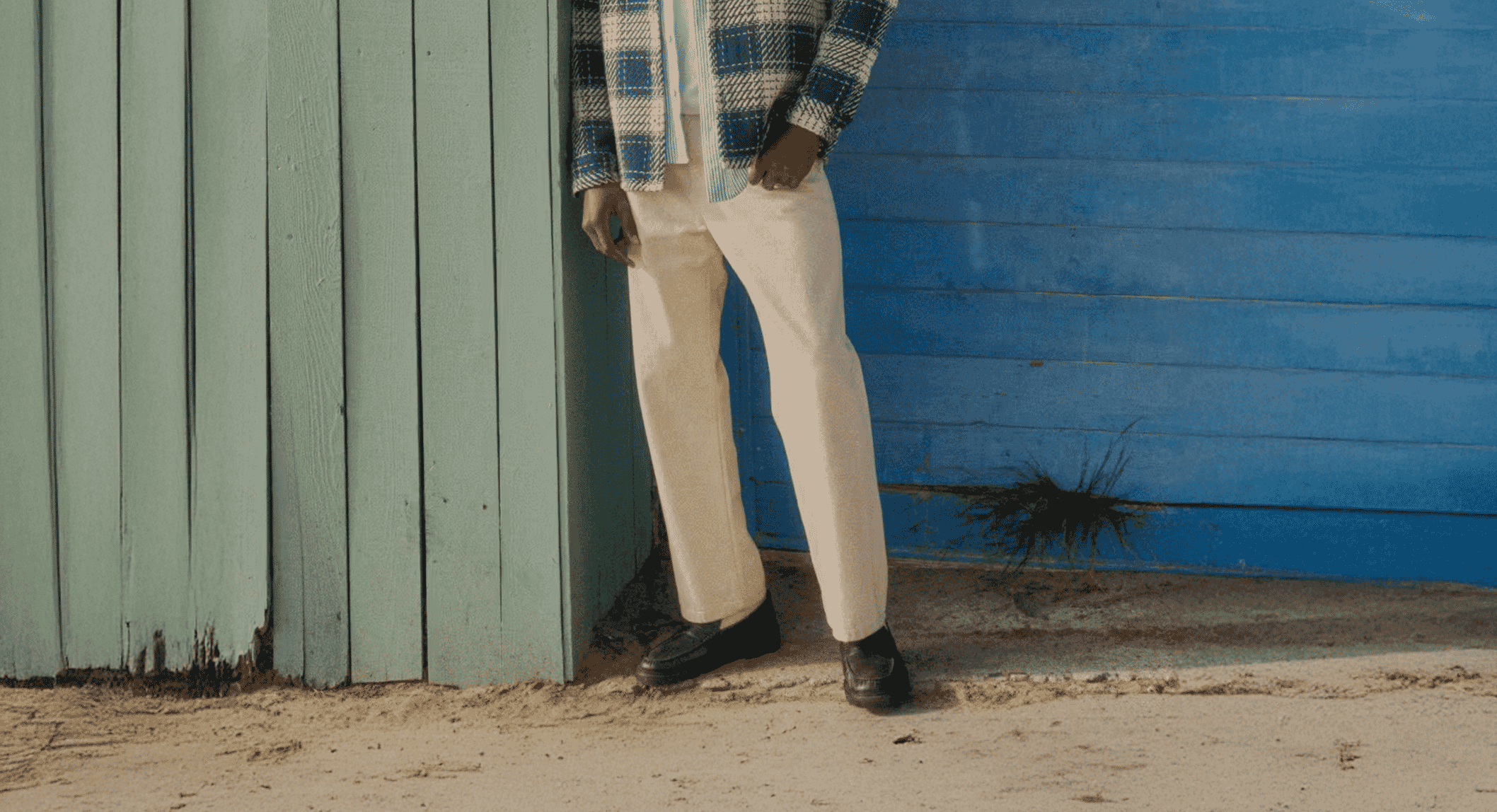 How to Wear Jeans in the Summer Without Overheating