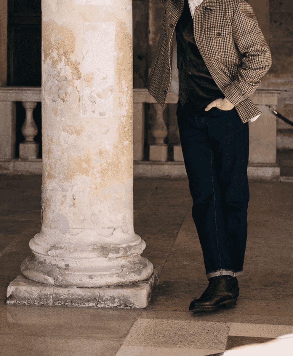 Velasca
Laced boots
Buttafoeura
$590
Tumbled calf leather