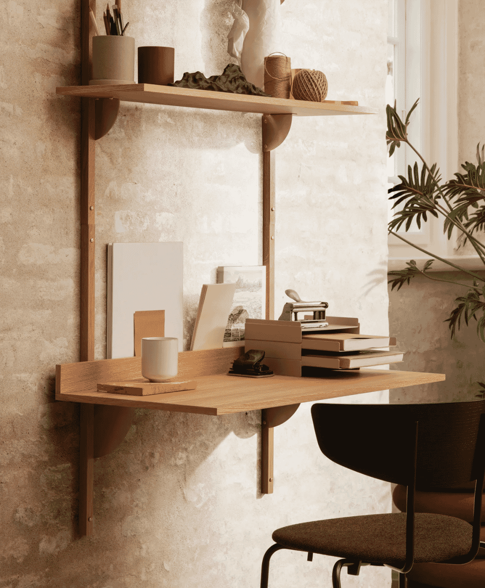 Ferm Living
Sector desk
oak-brass