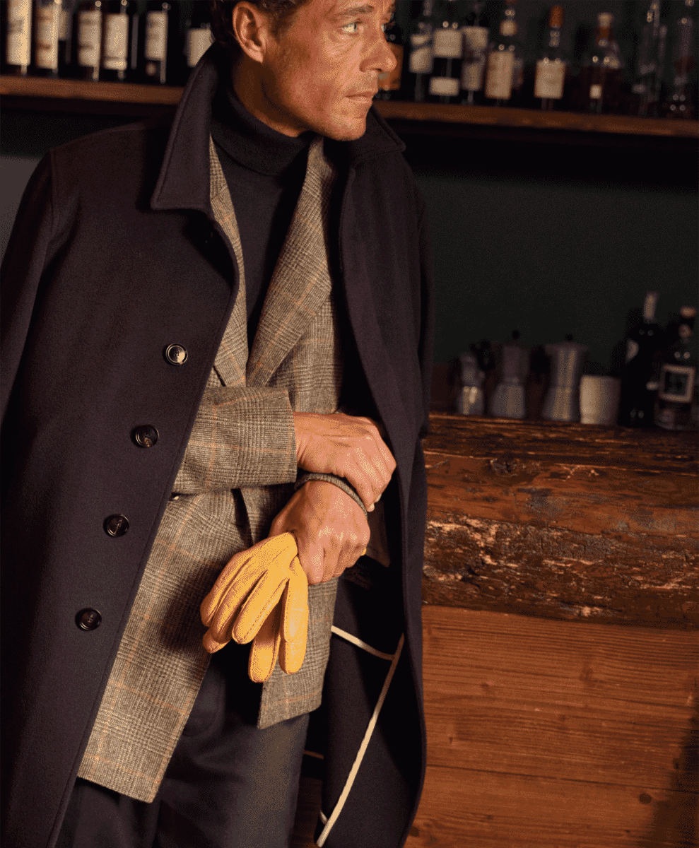 Single-breasted coat
Laion
$1,300
100% Cashmere

Autumn / Winter