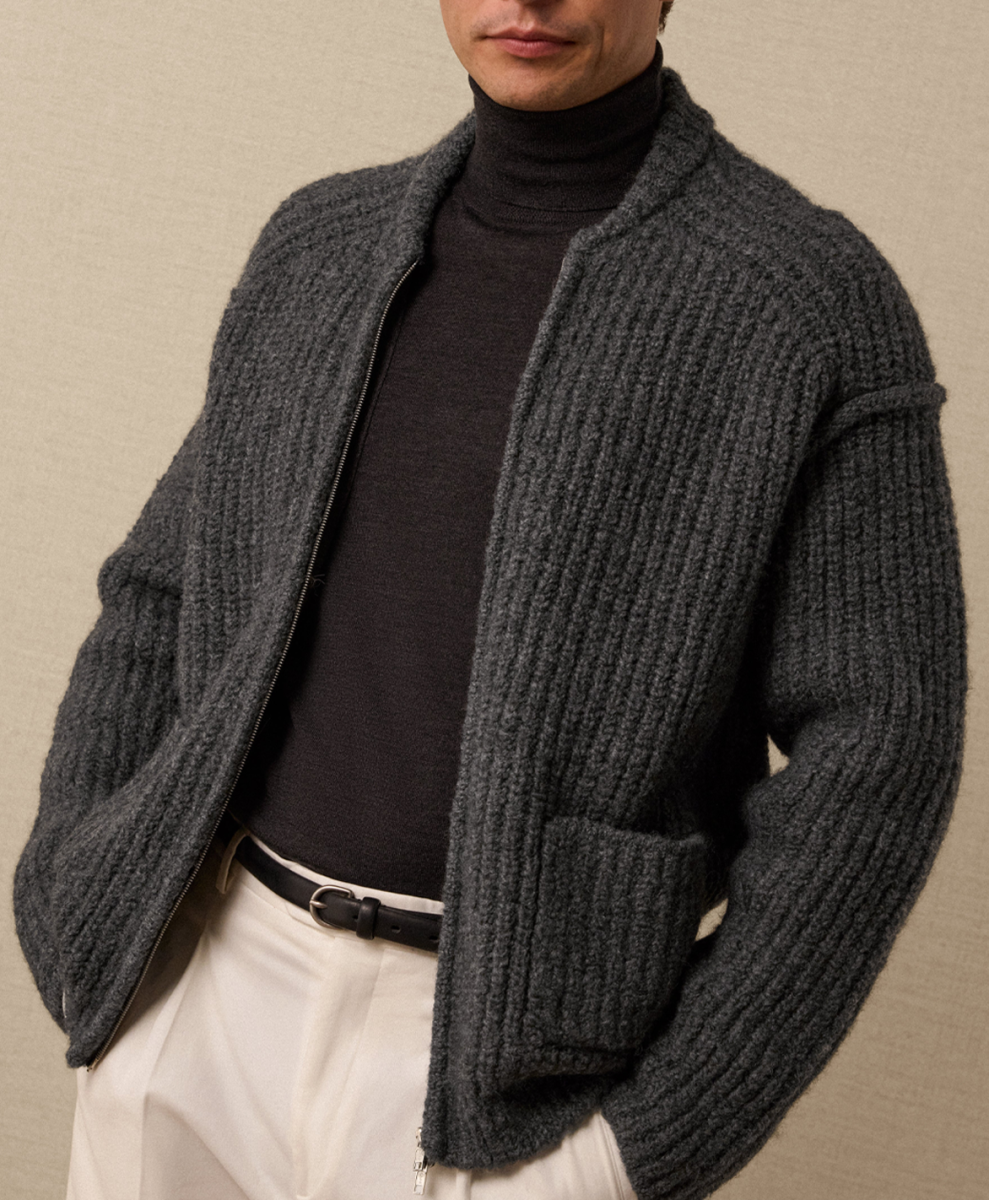 Cardigan
Curon
£520
70% Wool 30% Alpaca wool