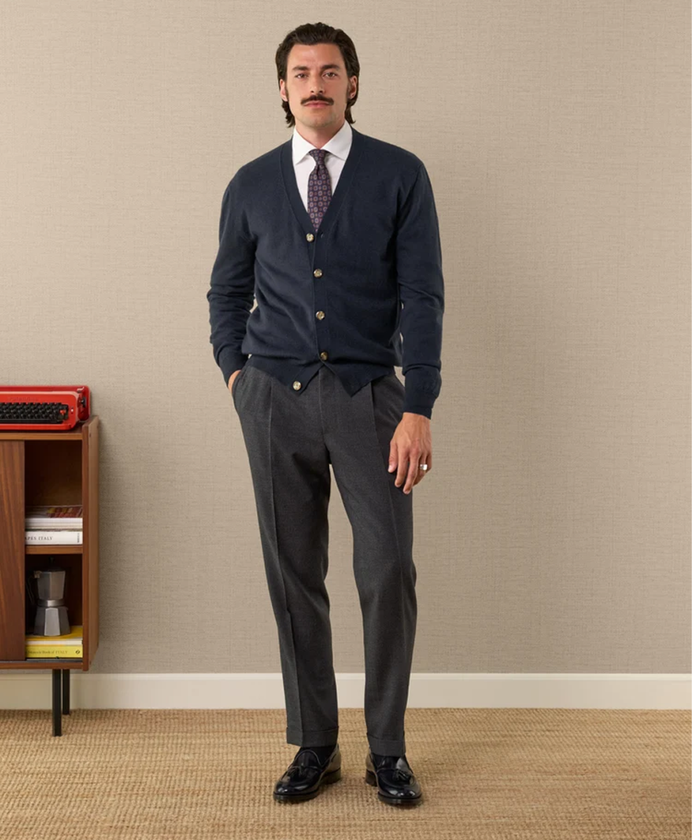 Lamon Velasca Blue - Cardigan | 3
Lamon Velasca Blue - Cardigan | 4
Lamon Velasca Blue - Cardigan | 5
Lamon Velasca Blue - Cardigan | 6
Cardigan
Lamon
£230
100% Merino Wool