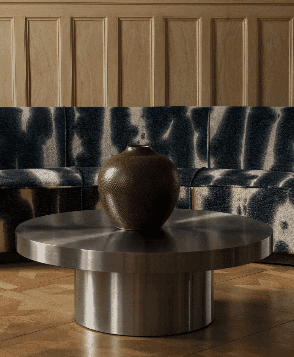 
Cufflink Sofa Table
By Edin & Lina Kjellvertz