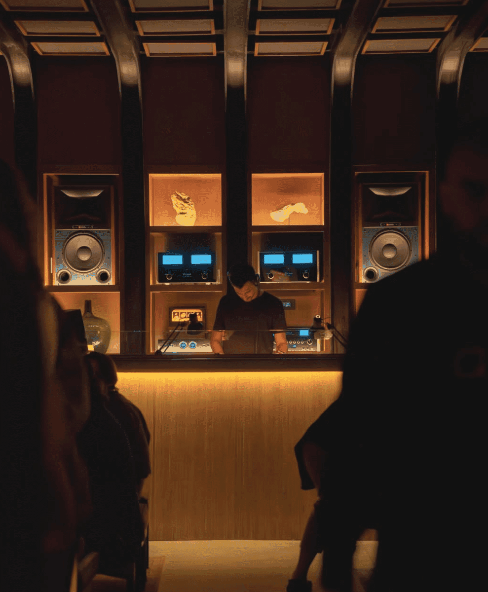 Roca HiFi, Mexico City