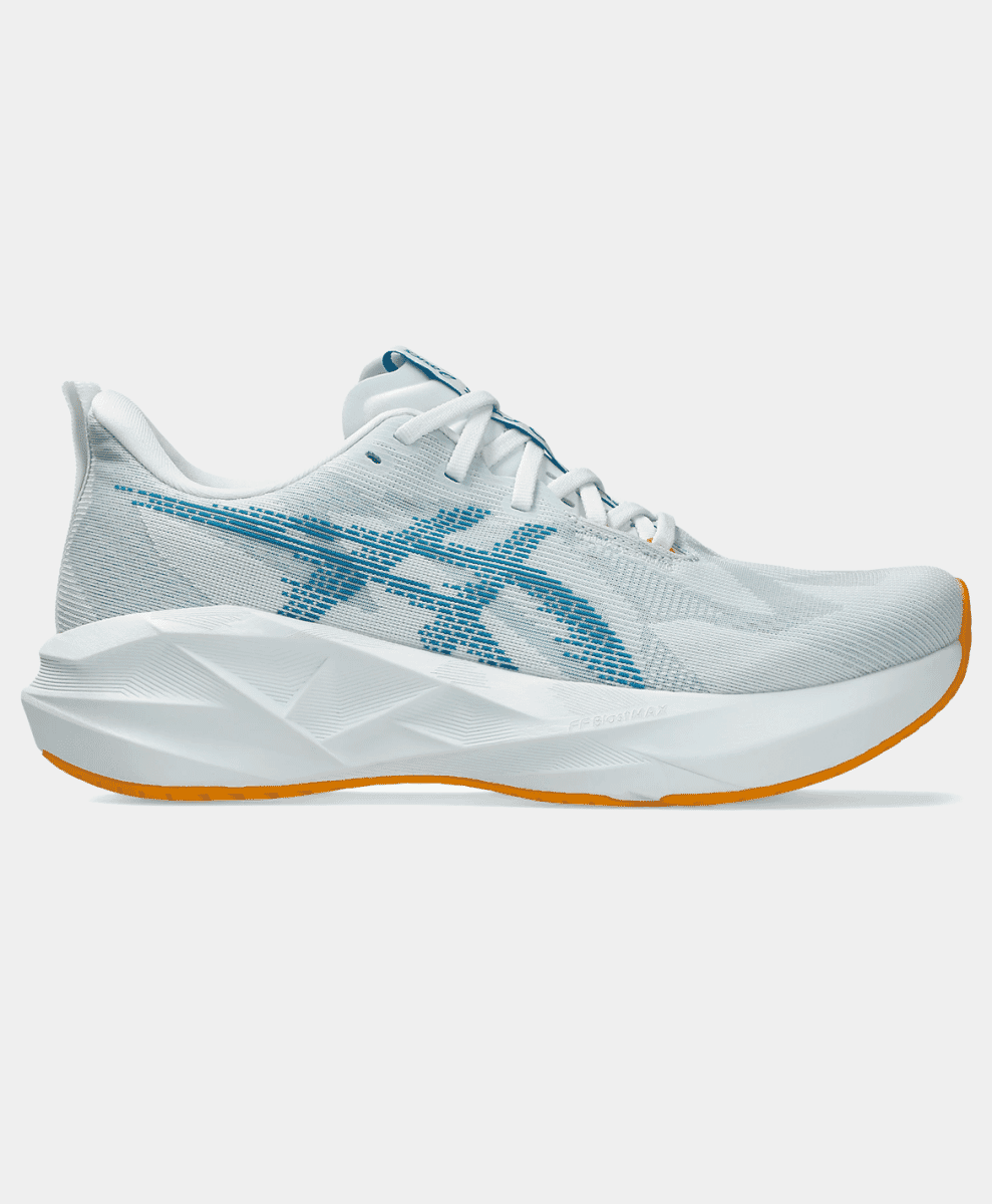 ASICS Novablast 5