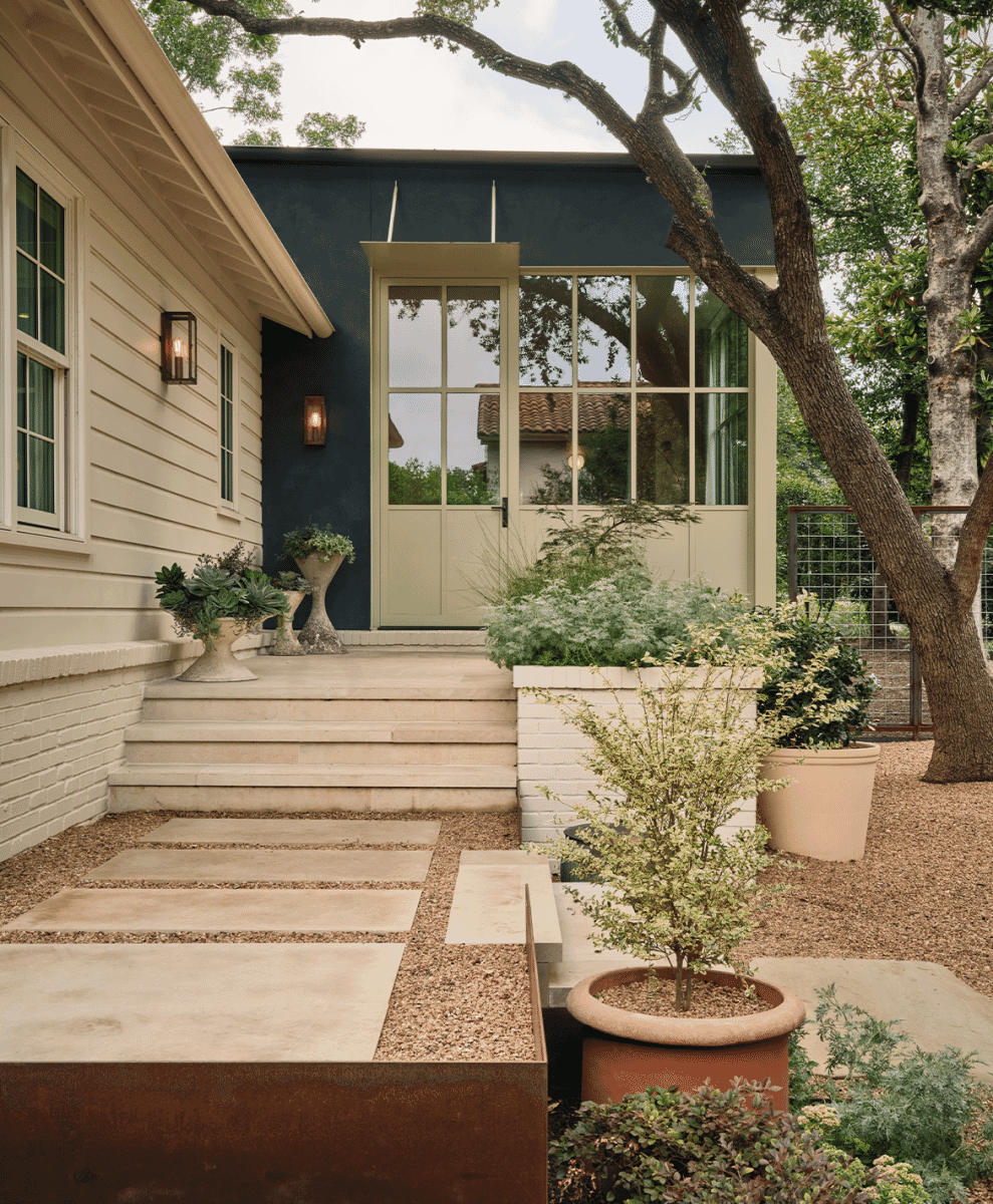 Hill Country Modernism: Windsor Residence by Clayton Korte