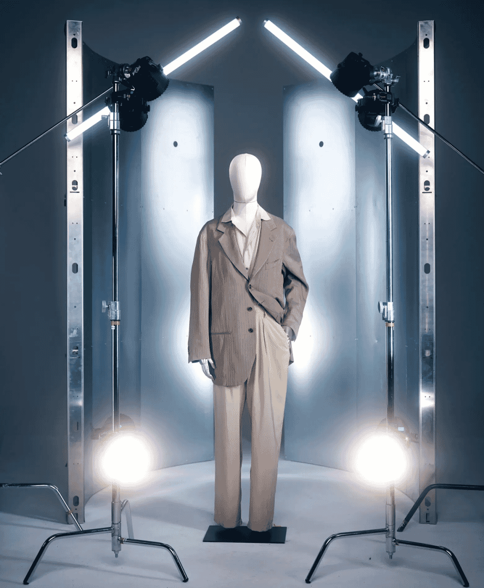 Armani/Archivo online archive mlian design week