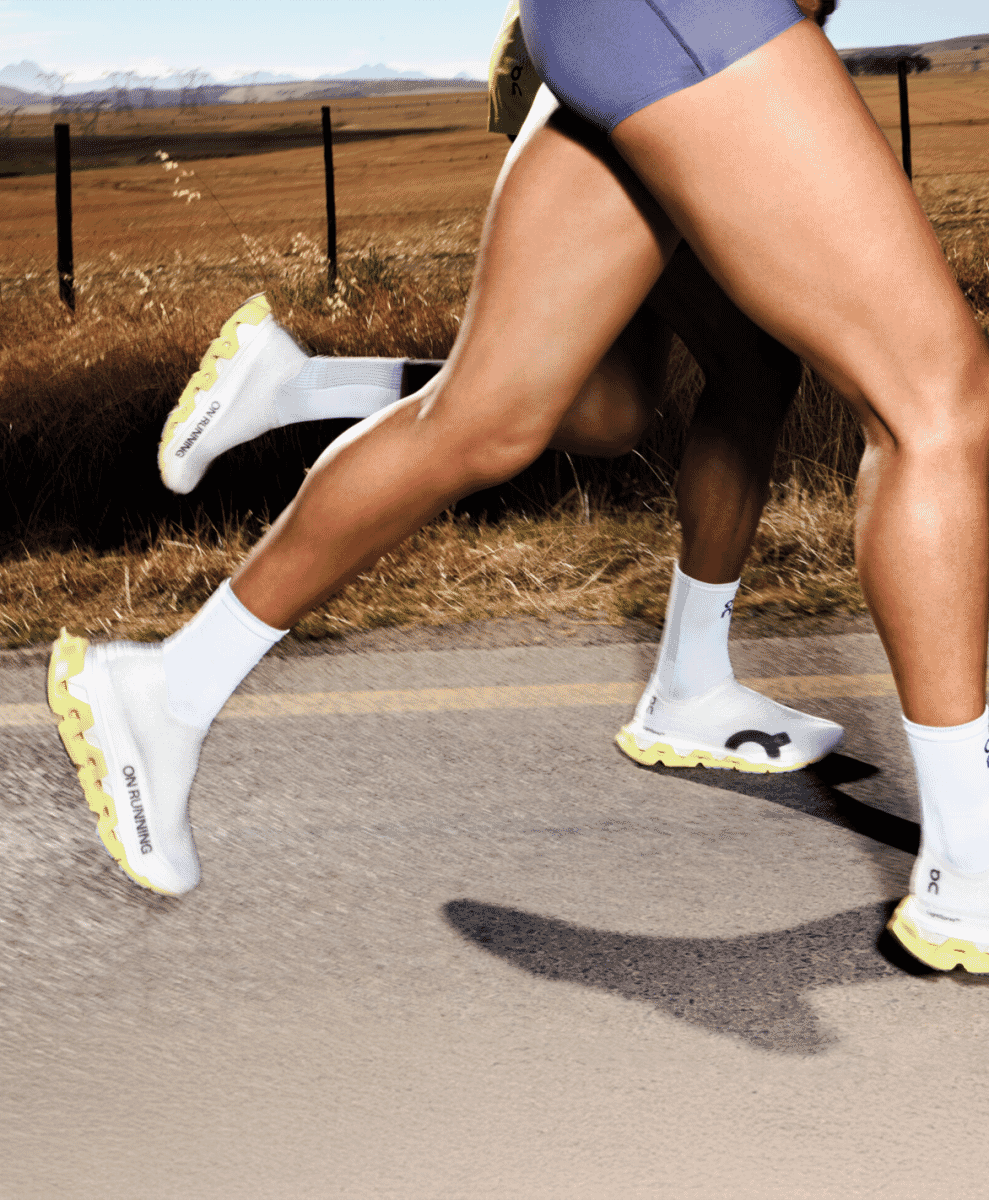 On LightSpray Cloudmonster 3 Hyper