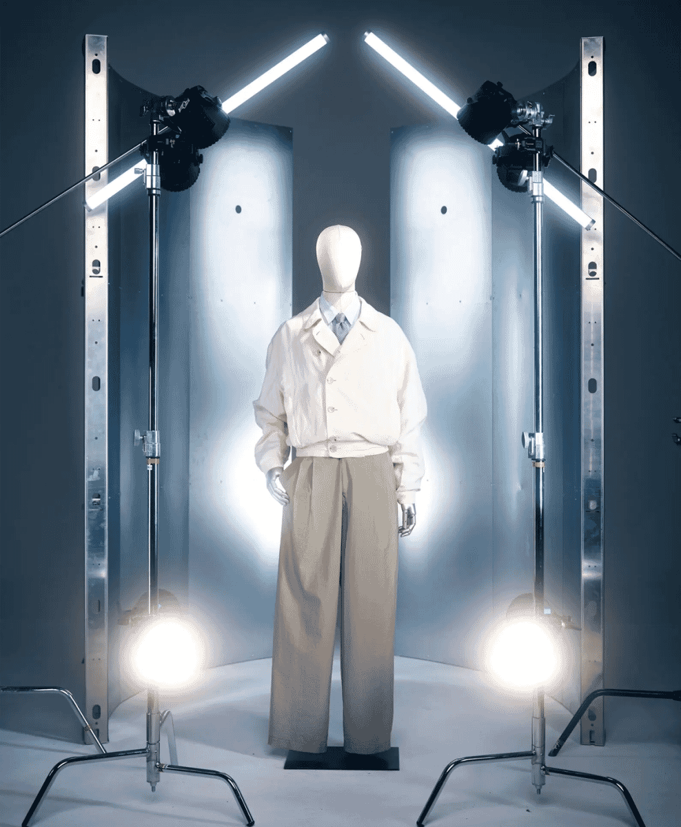 Armani/Archivo online archive mlian design week