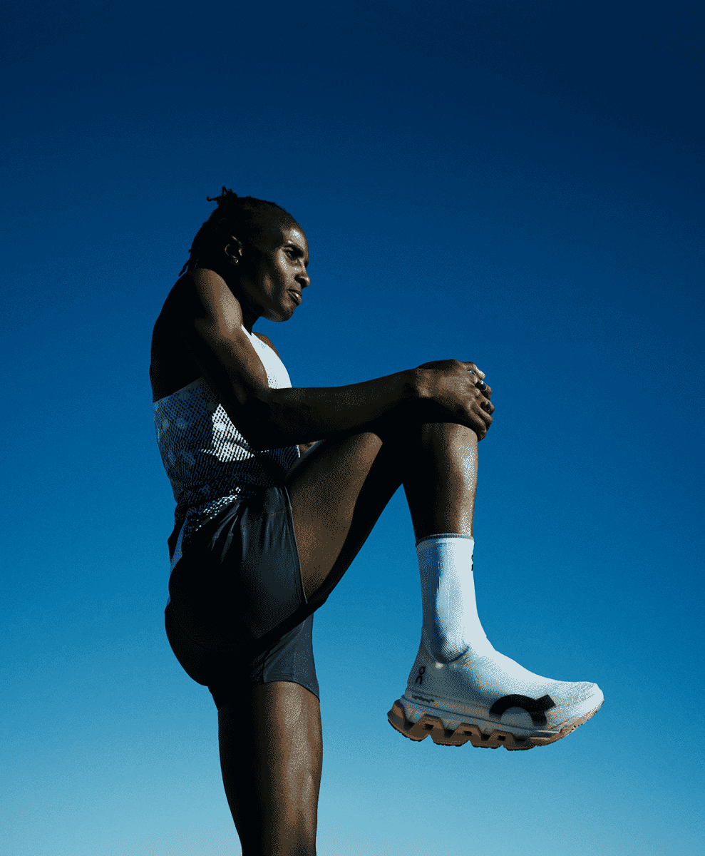 On's New Shoe is Sprayed Together by Robots