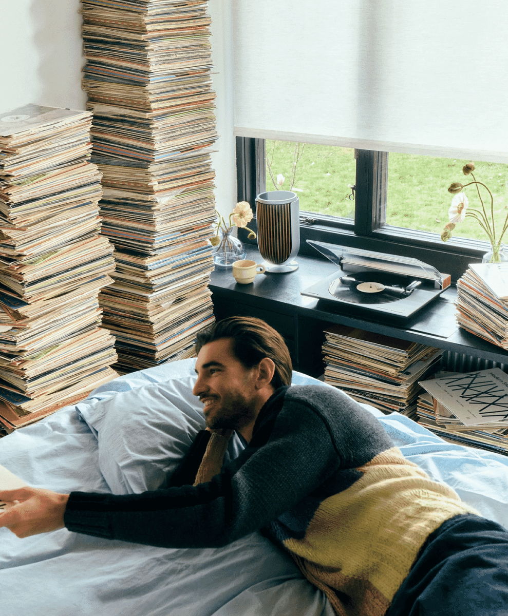 Sound Design: Beosystem 3000c by Bang & Olufsen