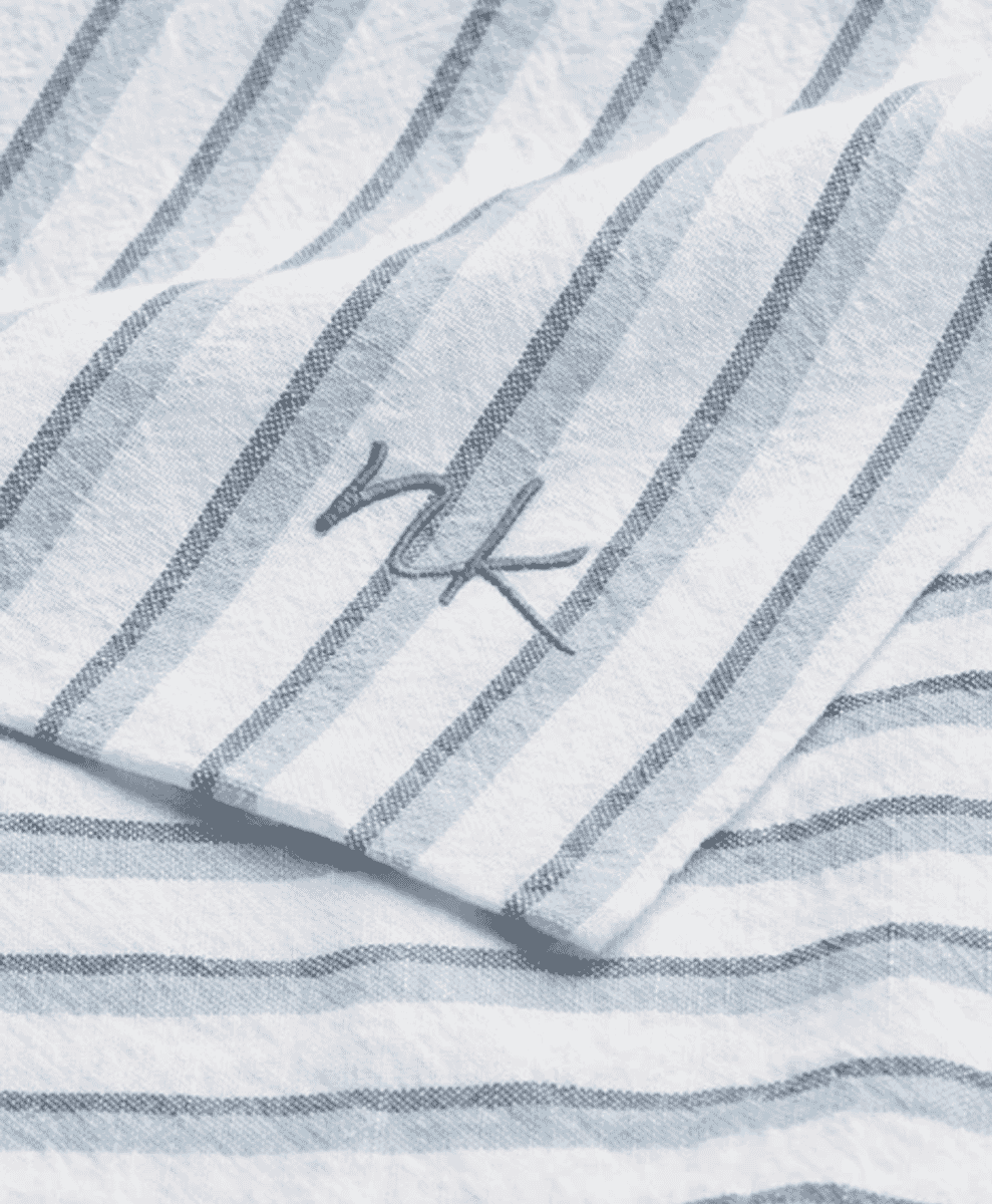 Linen bedding