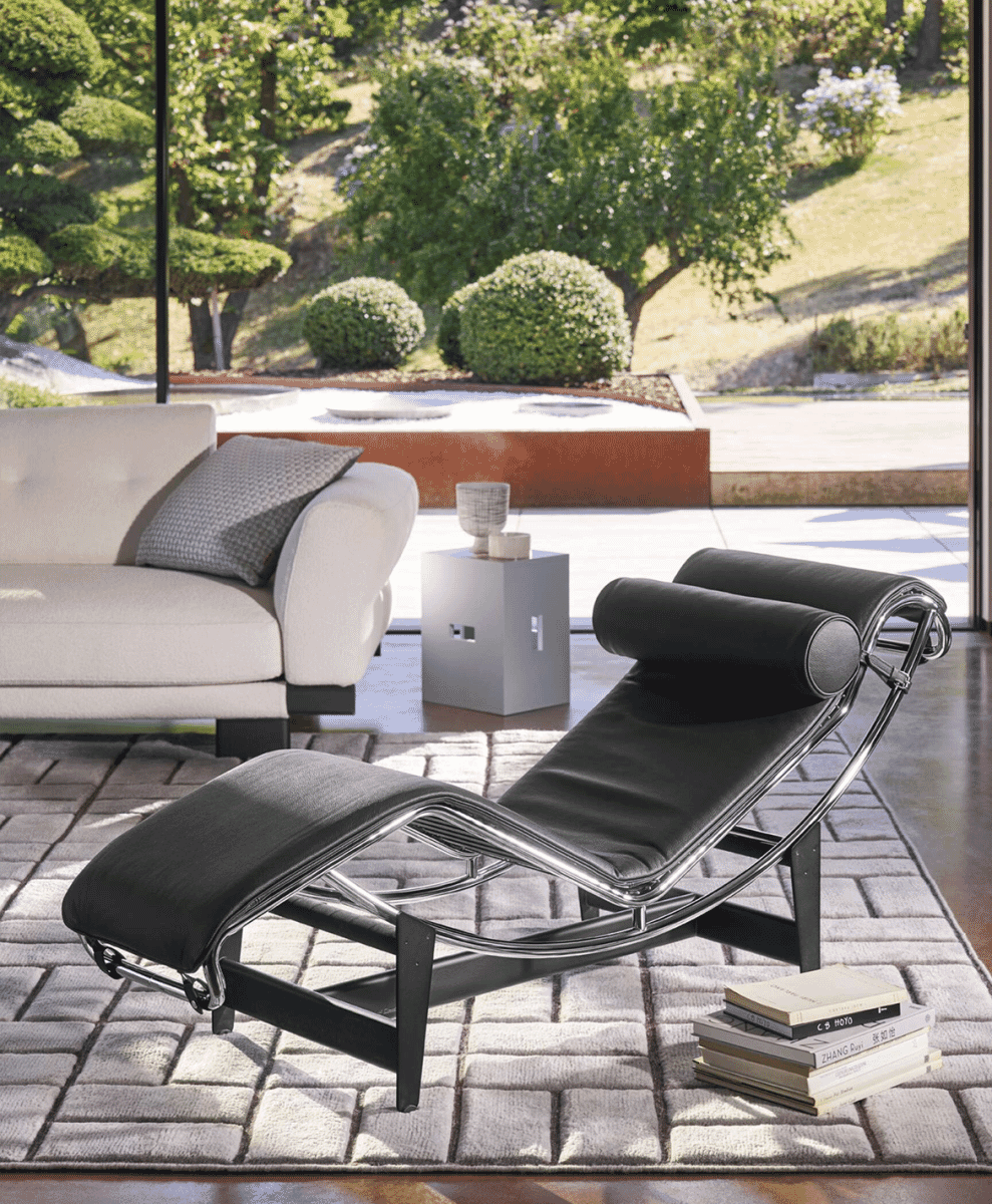 LC4 Chaise Longue