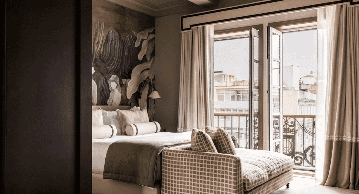 Infante Sagres 24-Hour City Guide: Porto
