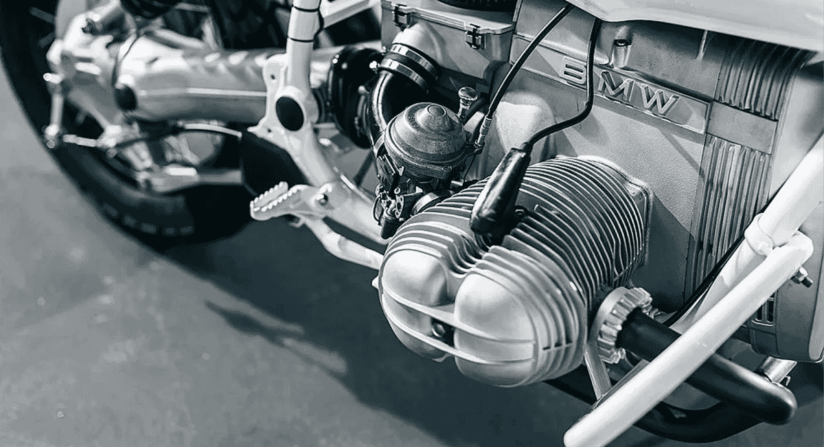 Slow Burn: BMW R80 Scrambler by Tomas Janicek