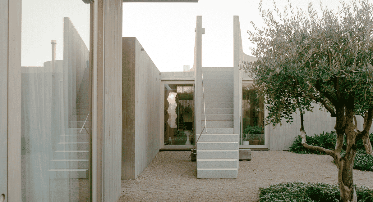 Mori House by Aires Mateus