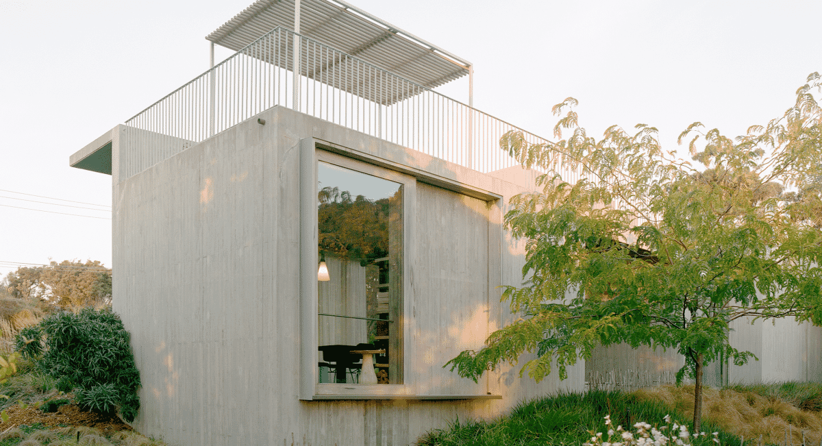 Mori House by Aires Mateus