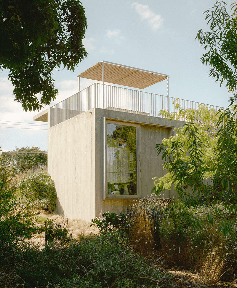 Mori House by Aires Mateus