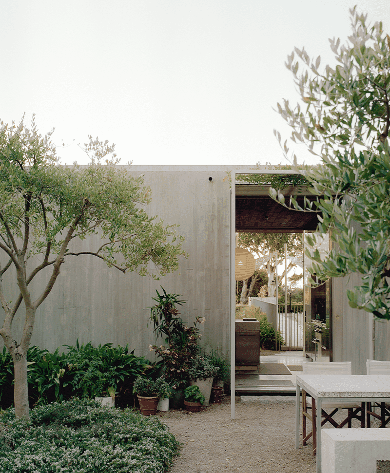 Mori House by Aires Mateus