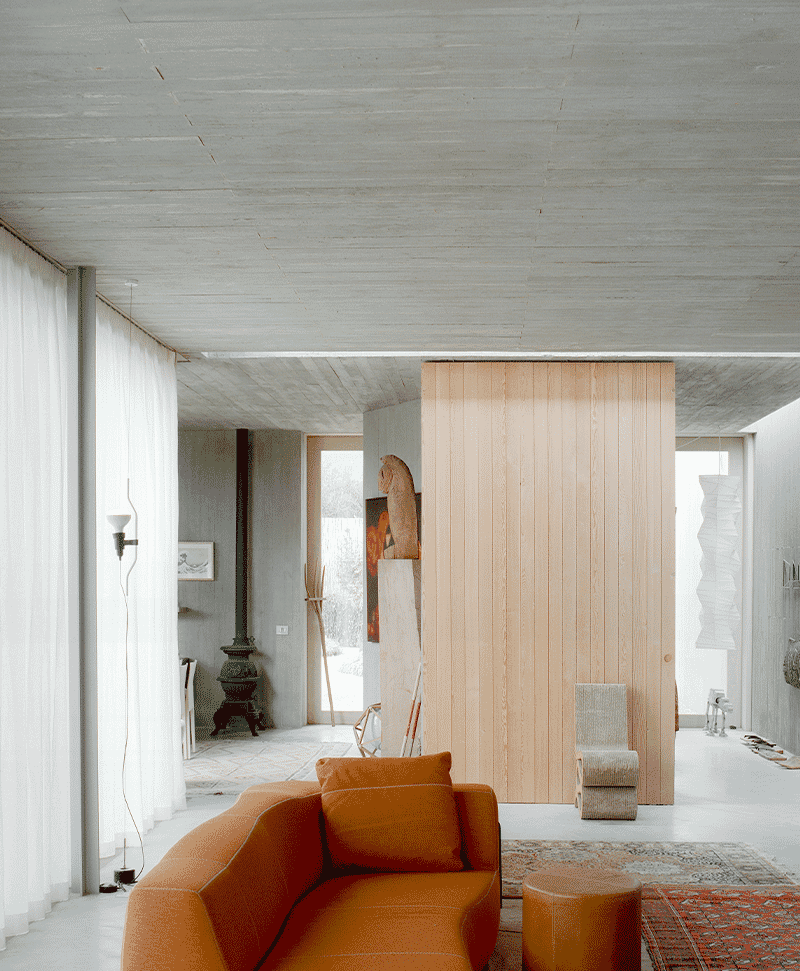 Mori House by Aires Mateus
