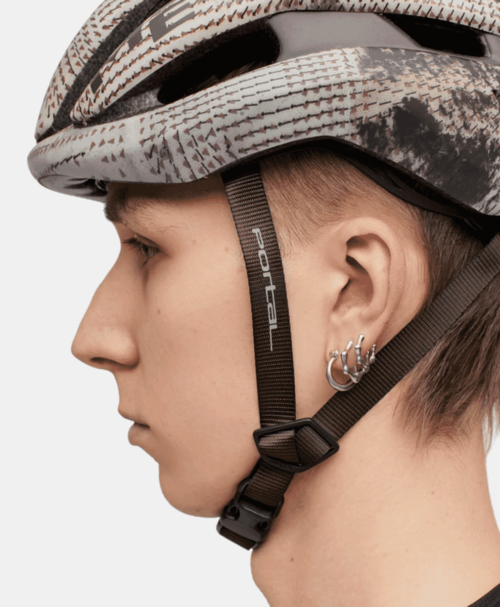 Portal x MET Trade Winds Helmet