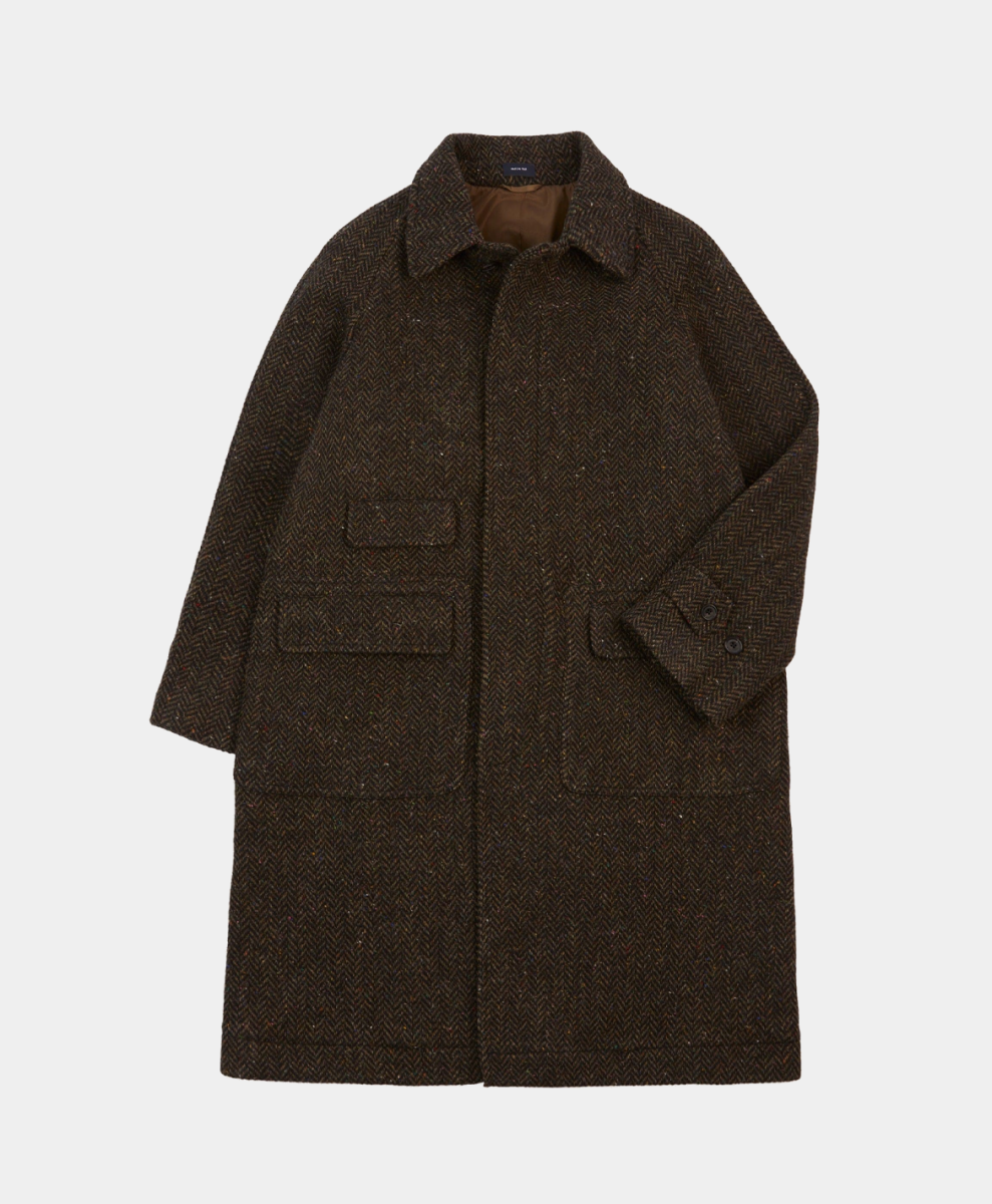 
Brown Herringbone Wool Raglan Coat
Drake's