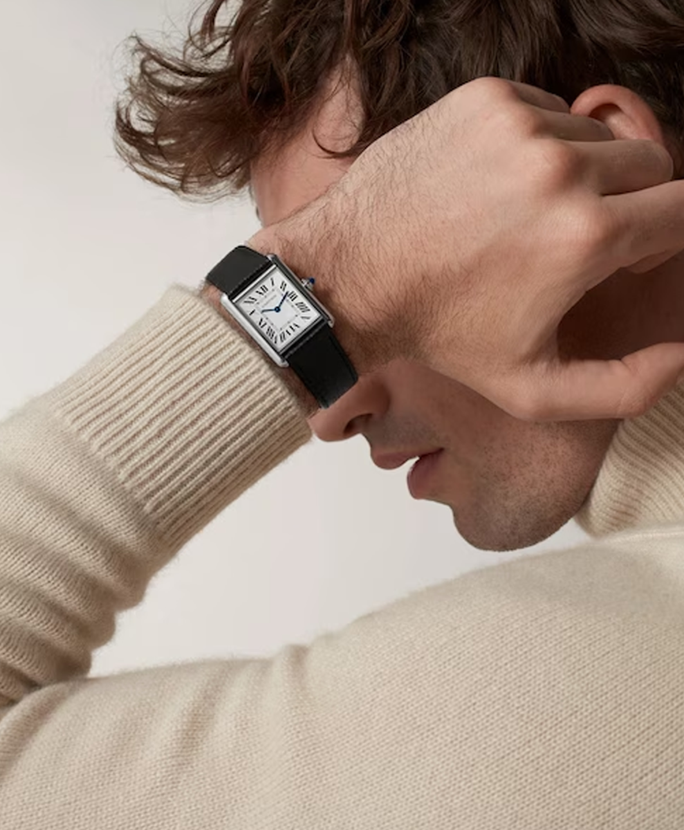 Cartier
Tank Must watch, large model, High Autonomy quartz movement. Steel case