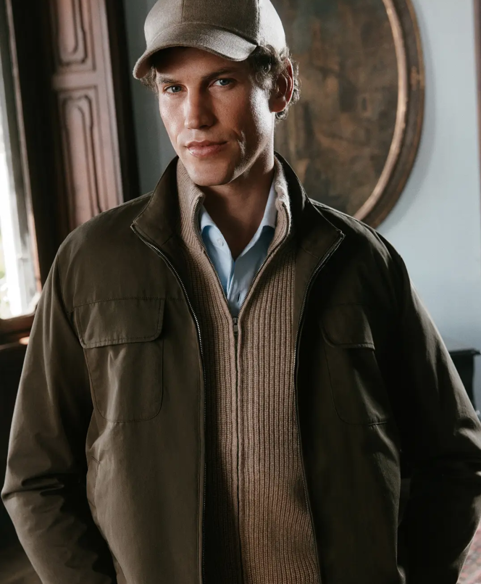 Field Jacket
Field Jacket
Technical Fabric
Hunting Green